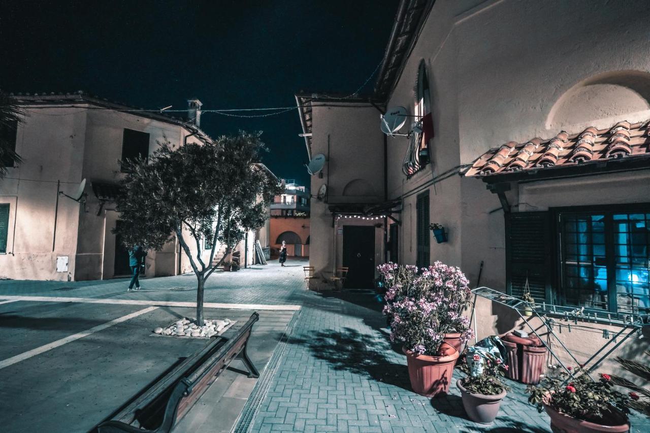 Roma Al Mare! Le Comete Del Borghetto 리도디오스티아 외부 사진