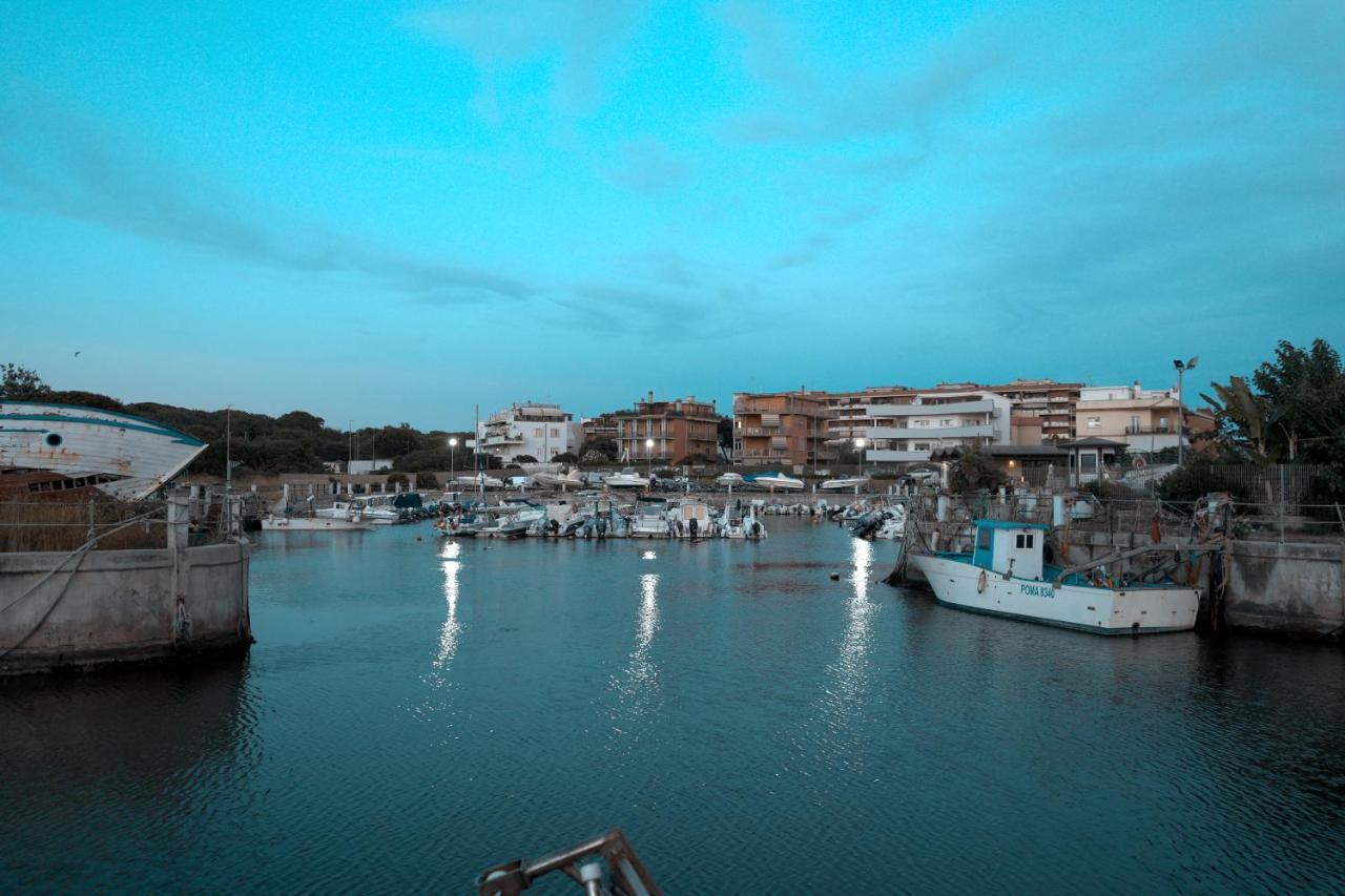 Roma Al Mare! Le Comete Del Borghetto 리도디오스티아 외부 사진